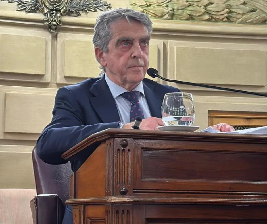 Copia de PLANTILLA IMAGEN PORTAL Y REDES_20251015_202227_0000